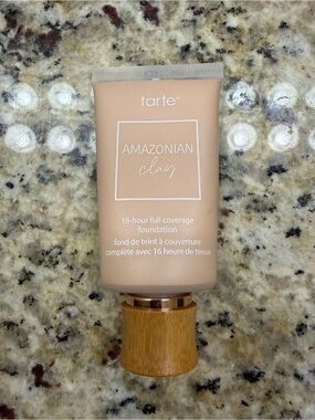 Tarte Amazonian Clay 16-hour Full Coverage Foundation 20N Fair Neutral